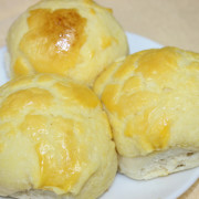 菠蘿包 Crispy Sweet Taro Buns 
