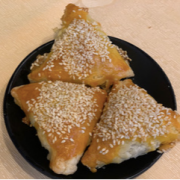 叉燒酥 Crispy BBQ Pork Pastries 