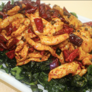 川椒鸡球						Spicy Chilli Chicken	