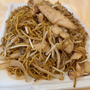 鸡球炒面	Chicken Fried Noodles