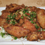 椒盐猪扒				Spicy Salt &amp; Pepper Pork Cutlet