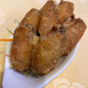 香酥鸡翼					Deep Fried Chicken Wings